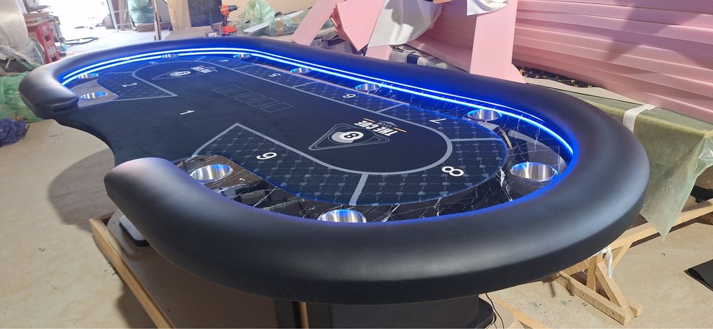 Masa de poker cu banda led CustomTables.eu urgent la comanda