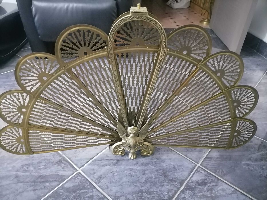 Paravan antiscantei evantai pt.semineu ,bronz si alama