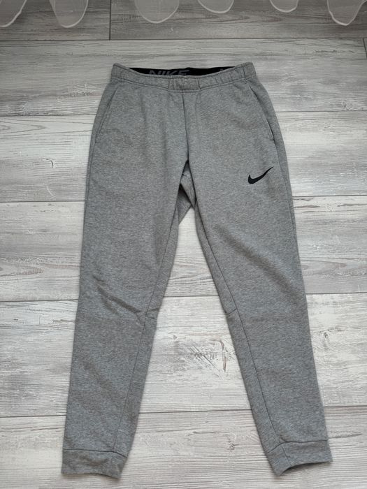 Мъжко! Чисто ново оригинално долнище Nike TF Taper