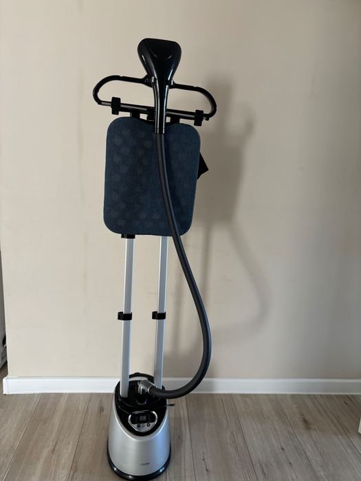 Профессиональный отпариватель для одежды