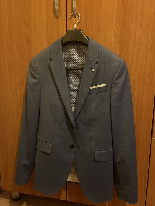 Costum zara albastru deschis