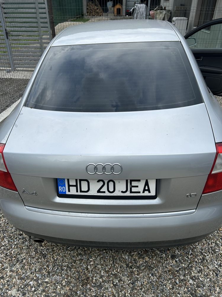 Audi A4, an 2001, benzina
