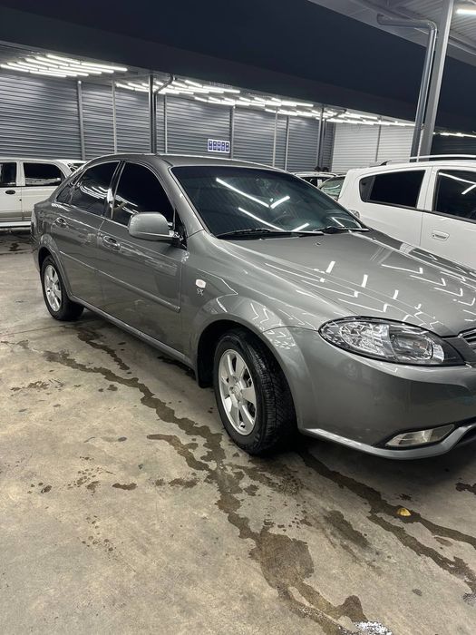 Chevrolet Jentra (2014] автомат, бензин