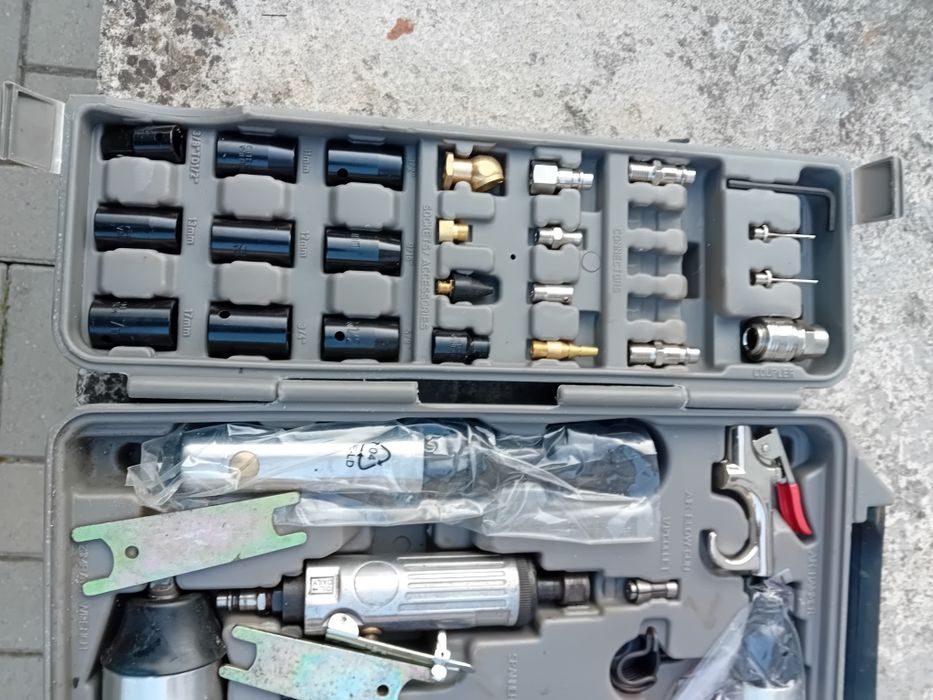 Set scule pneumatice