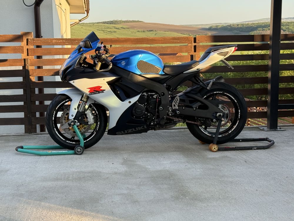 Suzuki GSX-R 750 L1 2011