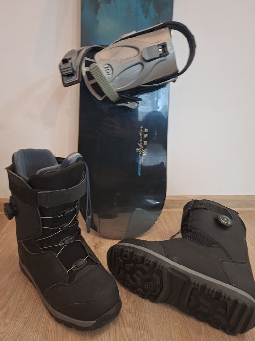 Snowboard DYNASTAR + boots Dreamscape