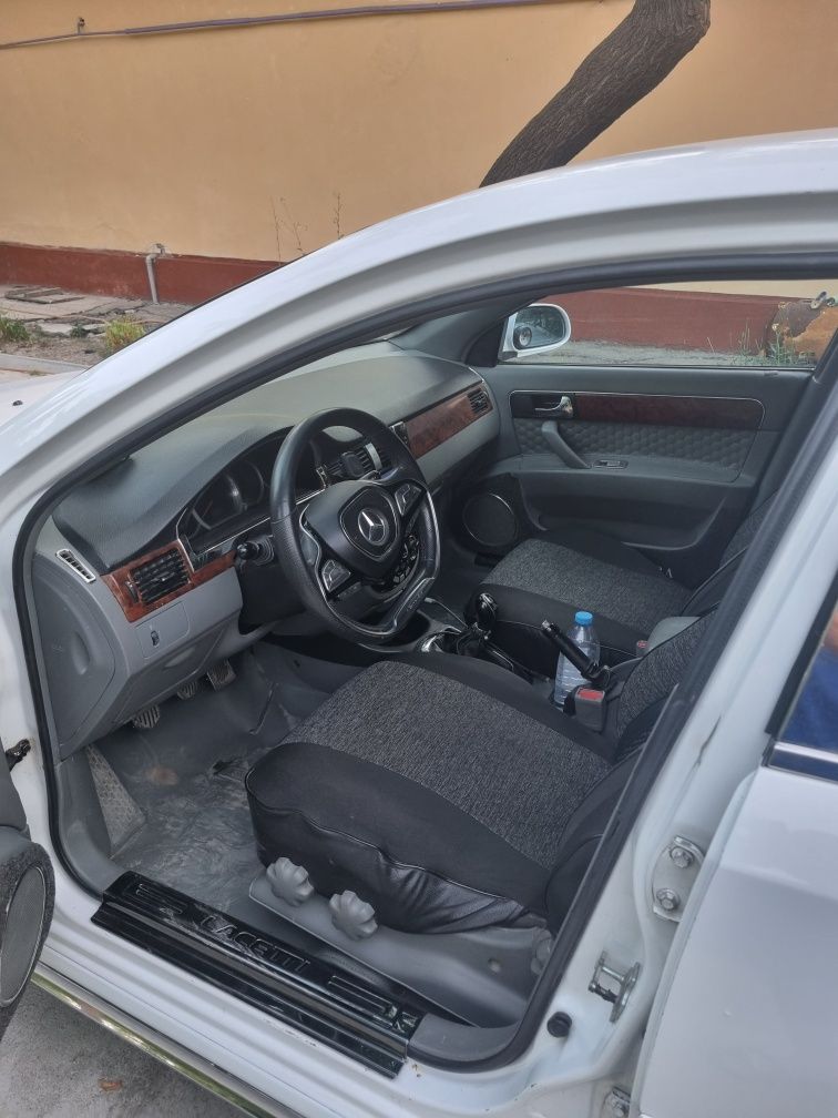 Lacetti 1.8 2-pazitsiya