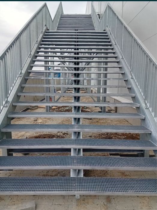 scarii interior exterior