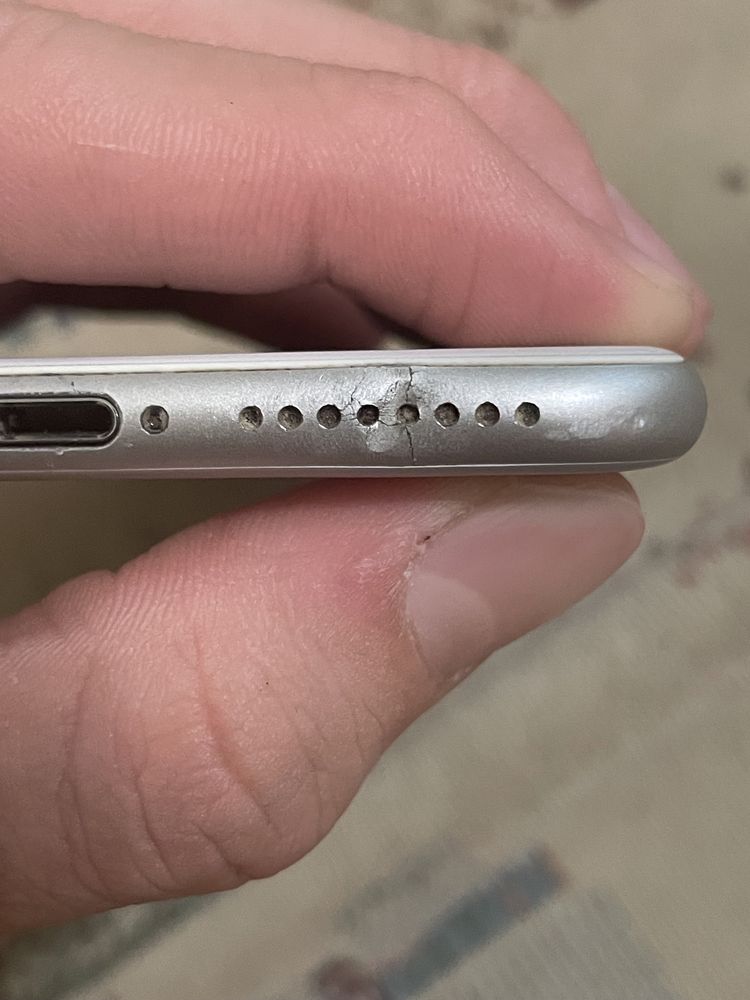 Продам Iphone 7 plus