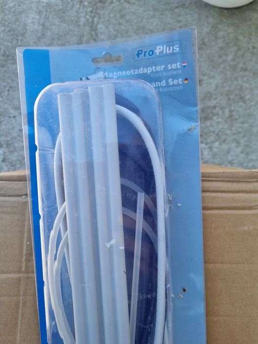 Cort lateral dubite cu deschidere laterala