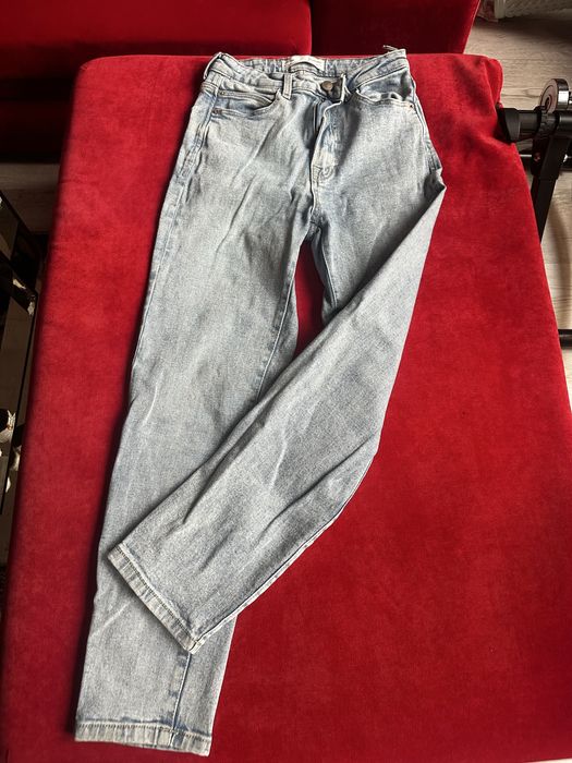 Женски дънки размер 36