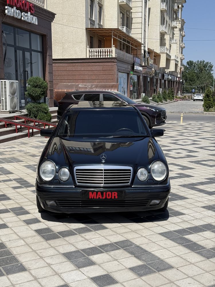 Mercedes w210 E200