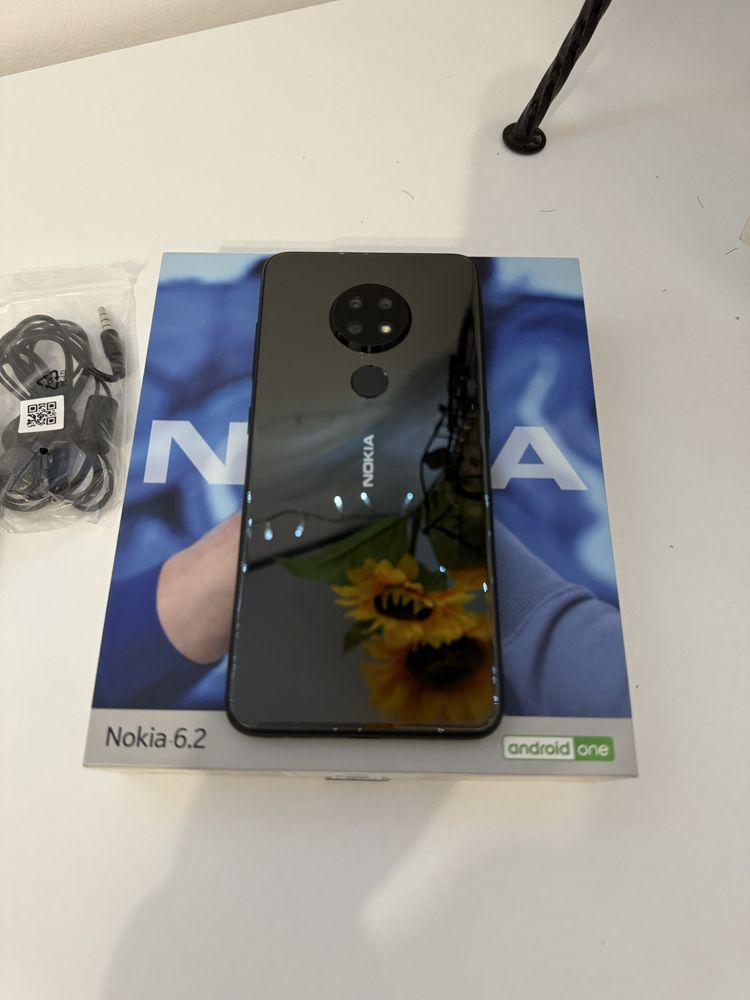 Nokia 6.2 - неразличим от чисто нов