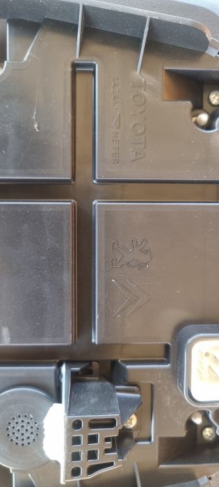 Ceasuri bord toyota aygo peugeot 108 cine c1