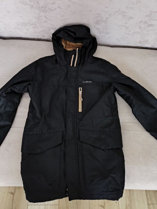 Продам демисезонную куртку