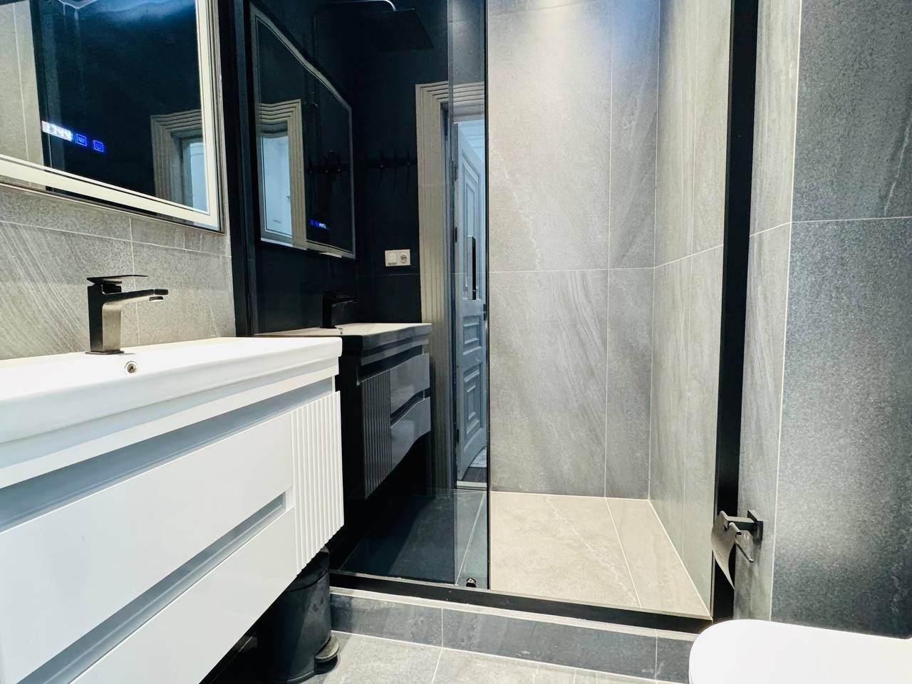 Продается 4х ком квартира, ЖК Корпус Плаза, ор-р: Карасу-1, 107 м²