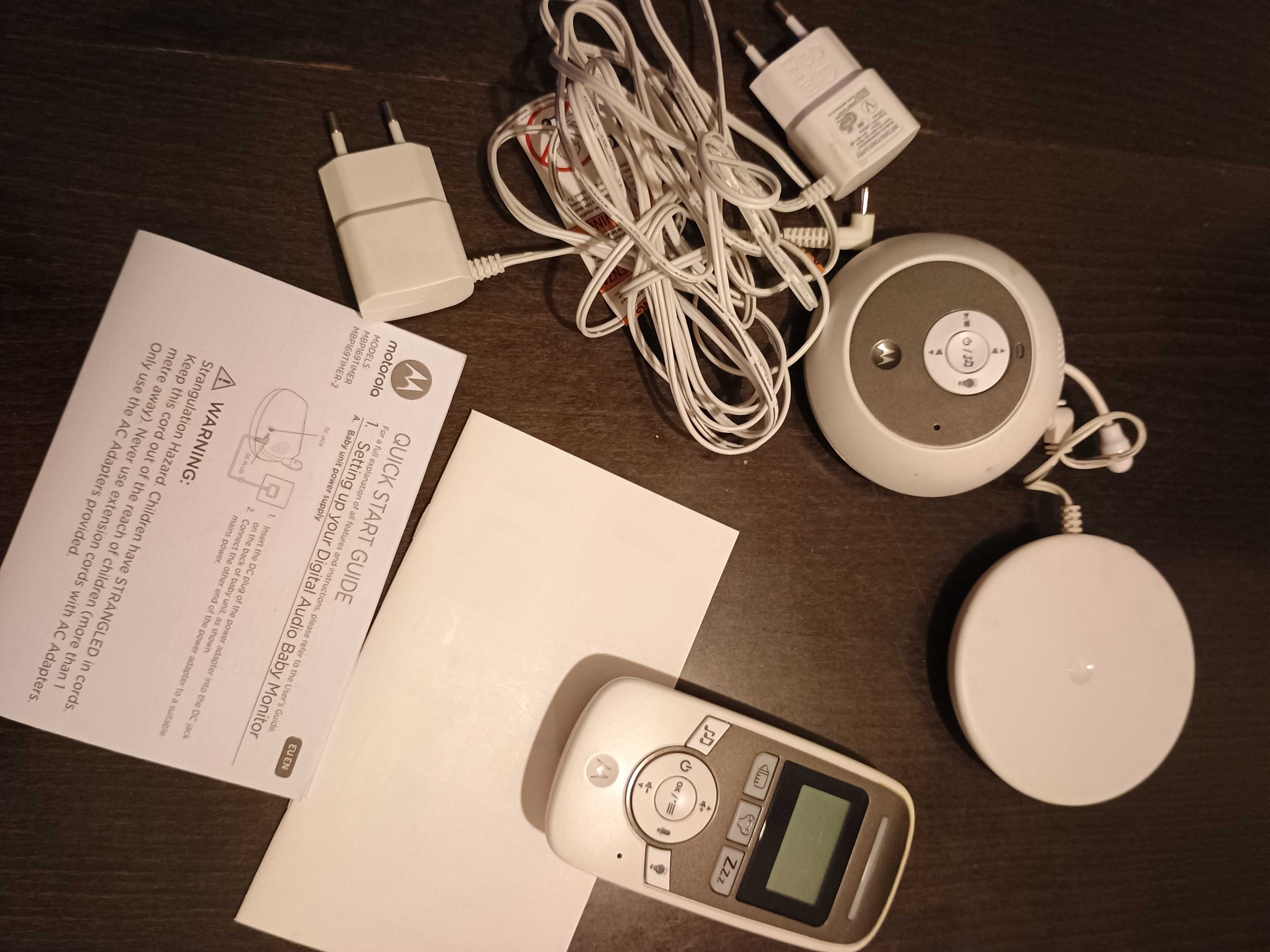 Бебефон Motorola MBP169 300м