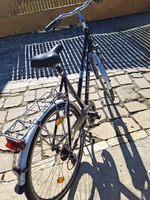 De vanzare ce se vede in poze