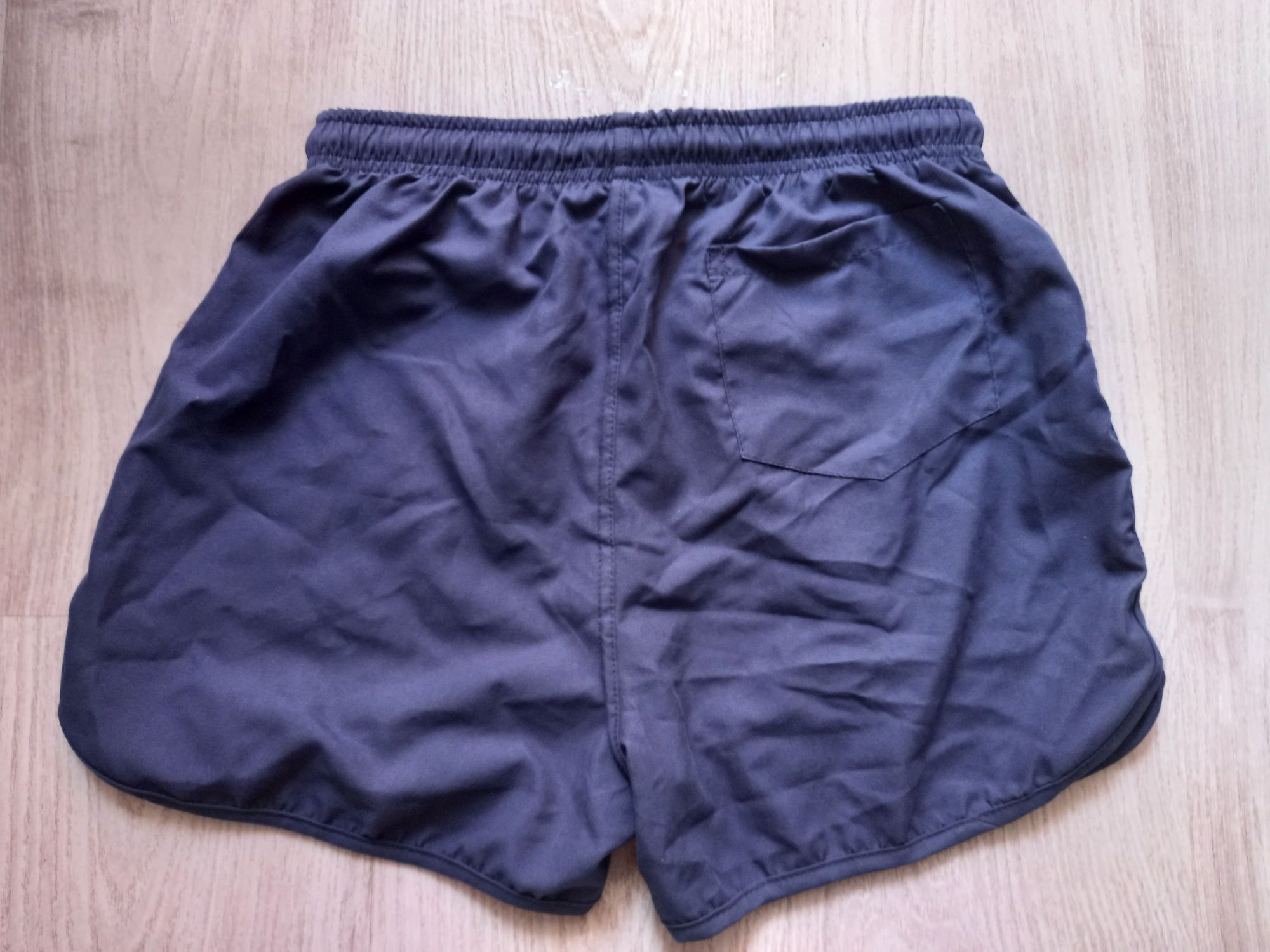 25 лева нови мъжки бански-панталонки размер S