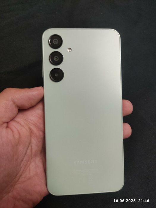 Продам телефон Samsung A16.