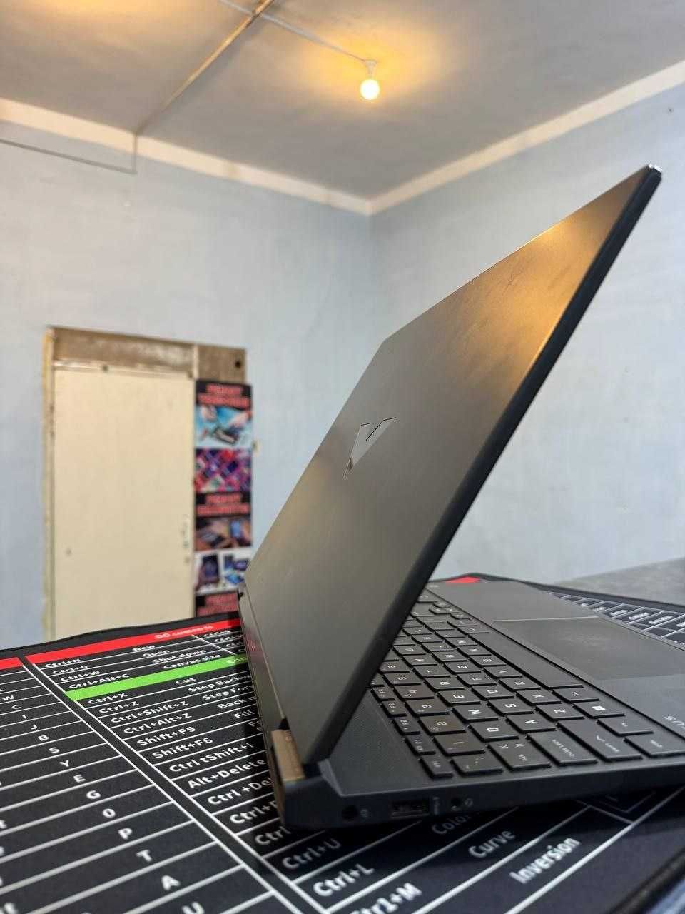 Мощный игравой ноутбук HP ViCTUS Intel Core i5-12450H