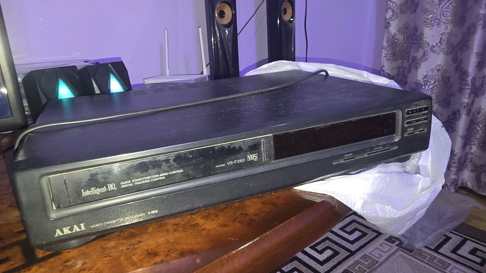 Видео магнитофон АКАИ