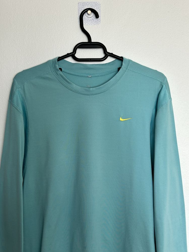 Bluza Nike simpla