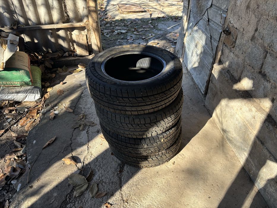 Продается зимные шины