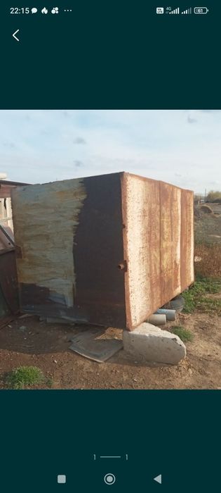 Продам емкость для воды или зерна.
