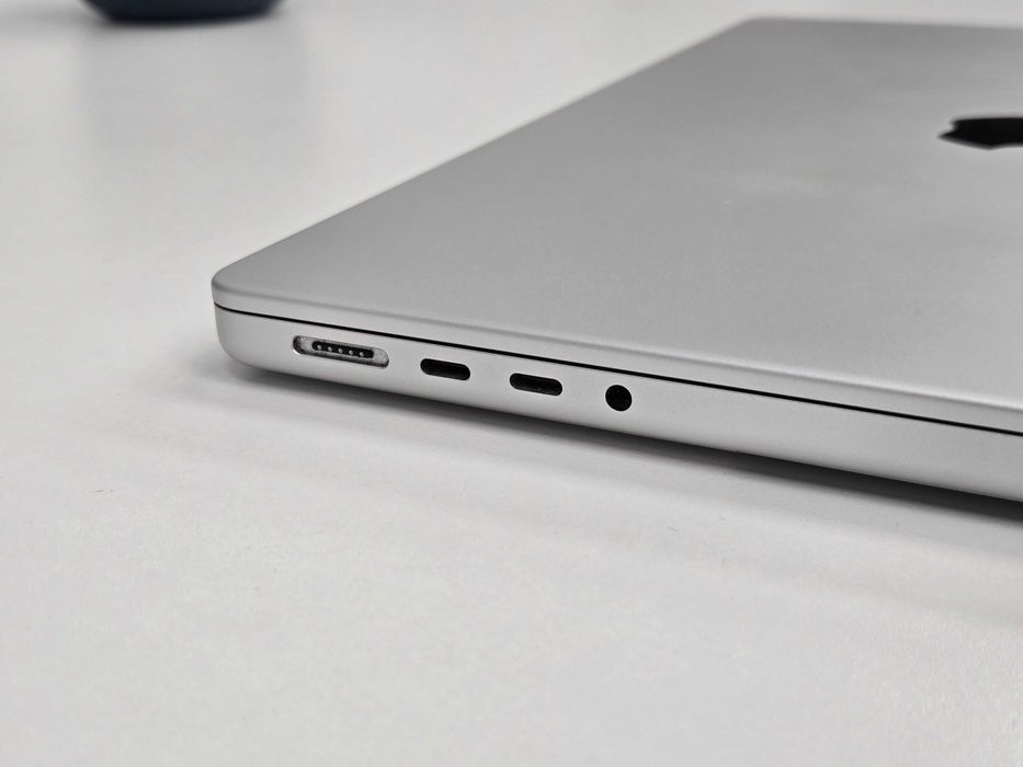 MacBook Pro 14" M1 Pro 512GB SSD 16GB RAM