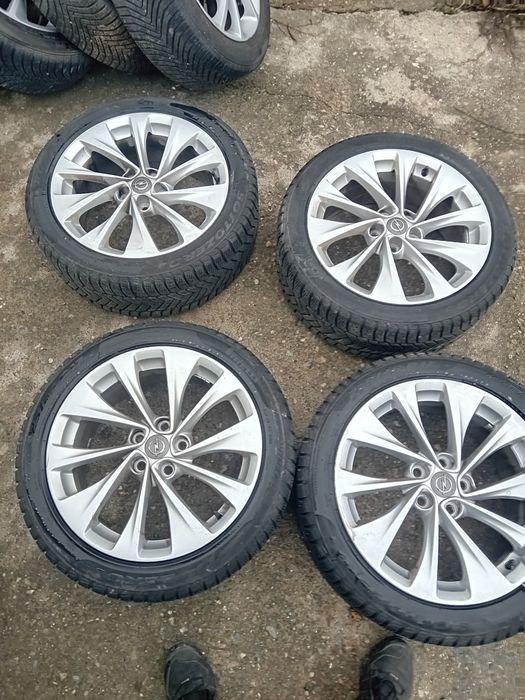 Лята джанта 17ка Опел Астра К зимни гуми  225/45/17 PIRELLI