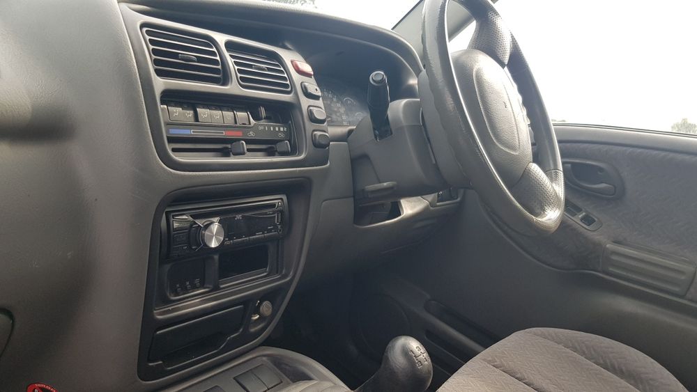 Suzuki grand vitara 2.0i на части