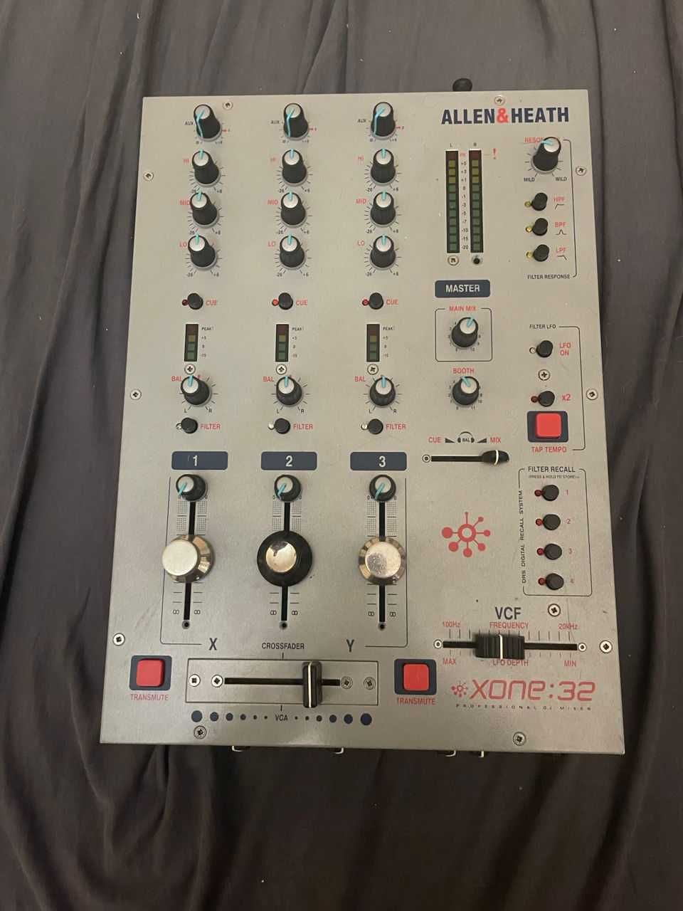 Allen&Heath Xone 32 rotary (weekend price)