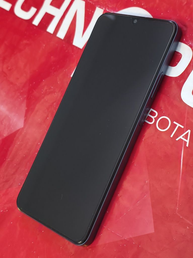 ЧИСТО НОВ 256GB Realme C63 Гаранция Технополис 2027г. Blue / Син