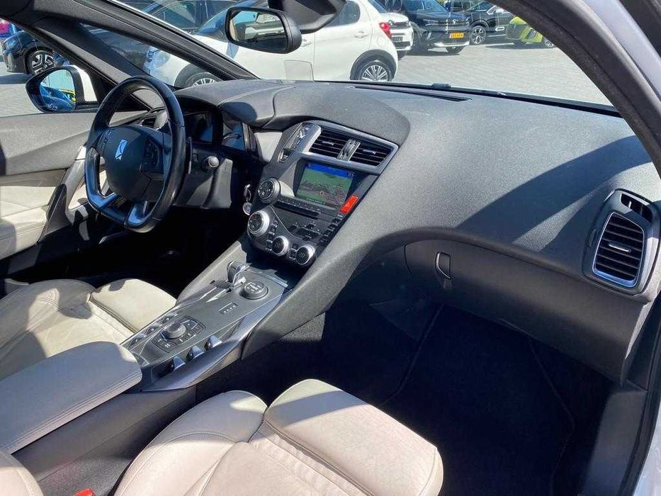 Citroen Ds5 Hybrid4 4X4 CARTE SERVICE