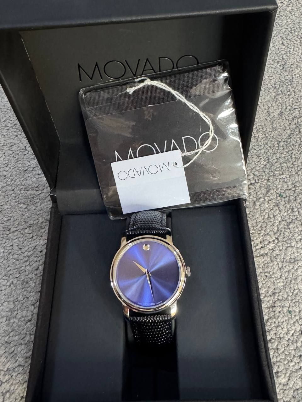Movado Erkaklar qoʻl soati