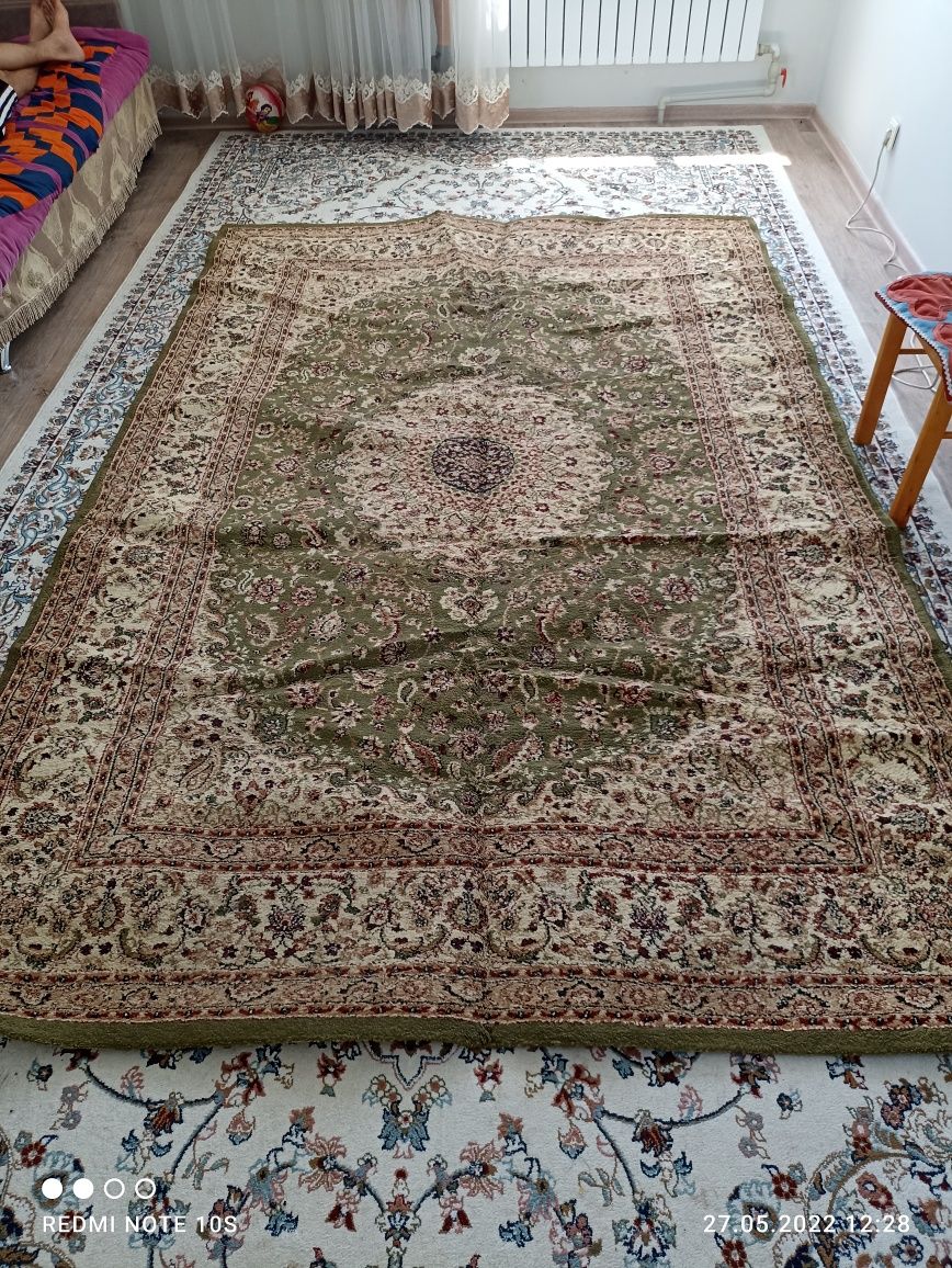 Продам ковер 2*3