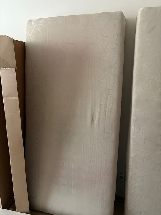 Два единични матрака