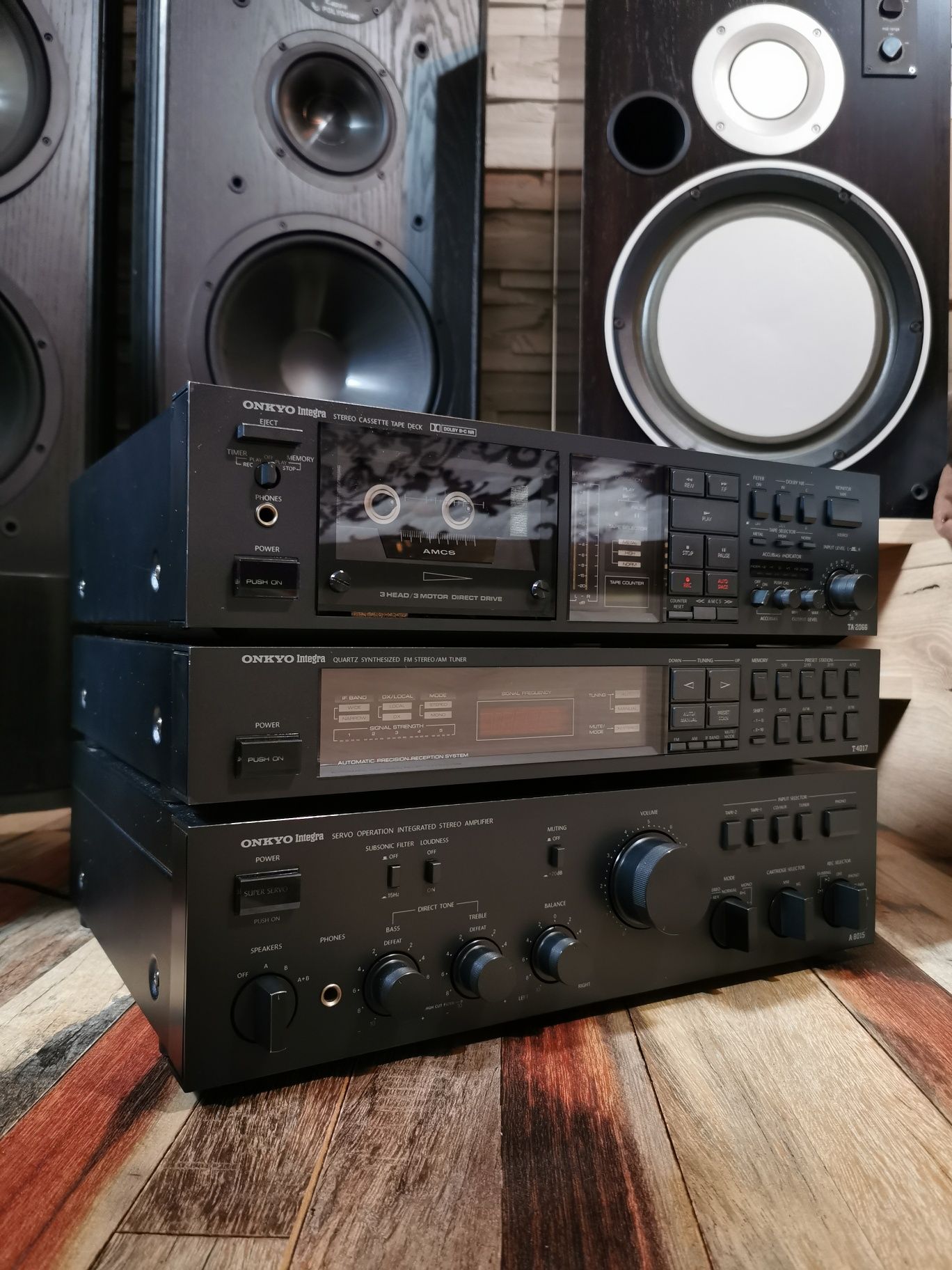 Linie audio Onkyo integra