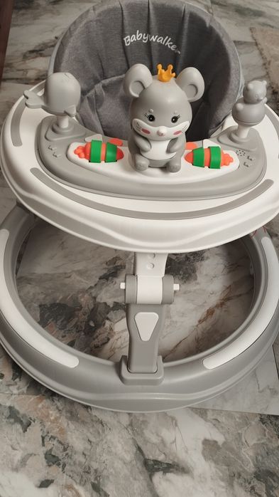 Продам ходунки детские.