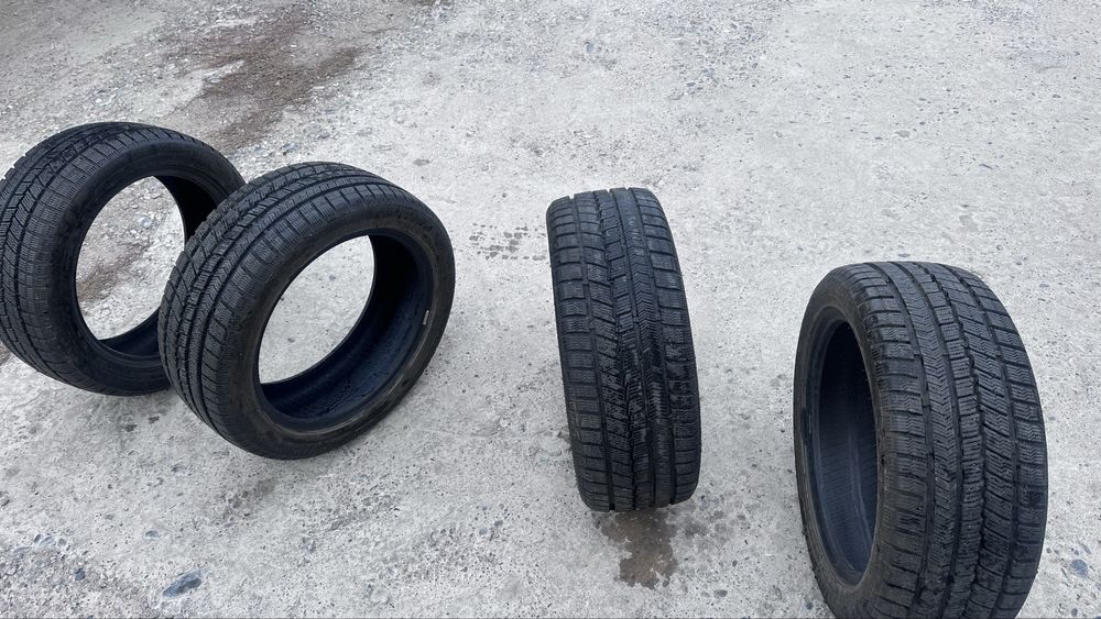 Баллоны зимный почти новый