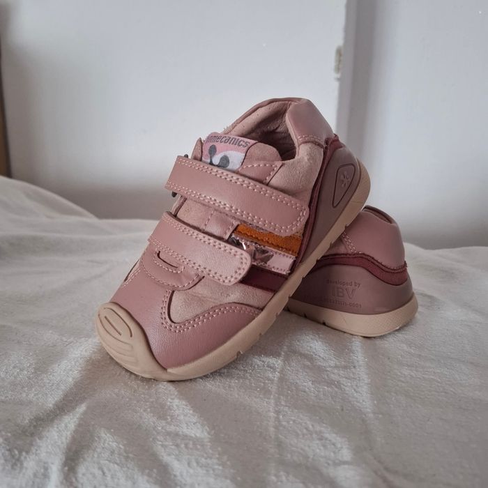 Biomecanics fetiță 23