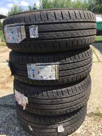 Set anvelope vara Pirelli Carrier dimensiuni 215/60R16 C