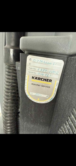 Aparat de aspirat si spalat pardoseli