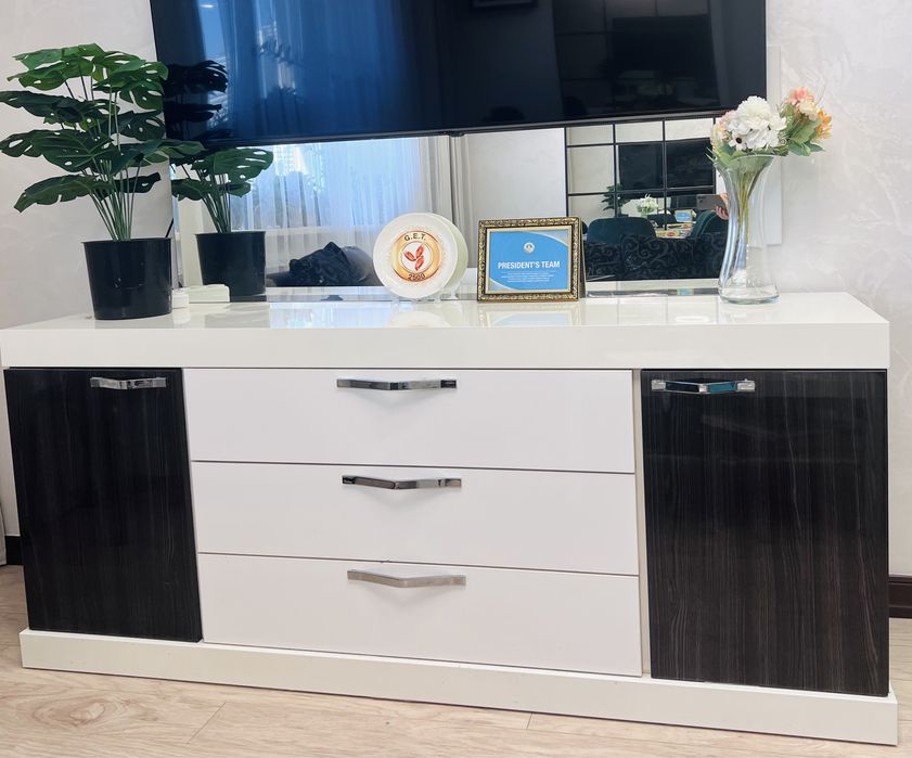 Комод с зеркалом Турция Bellona