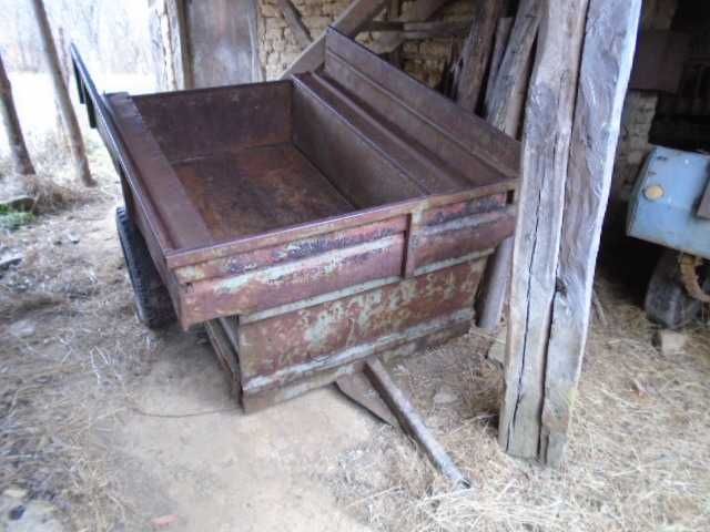 ремарке за трактор