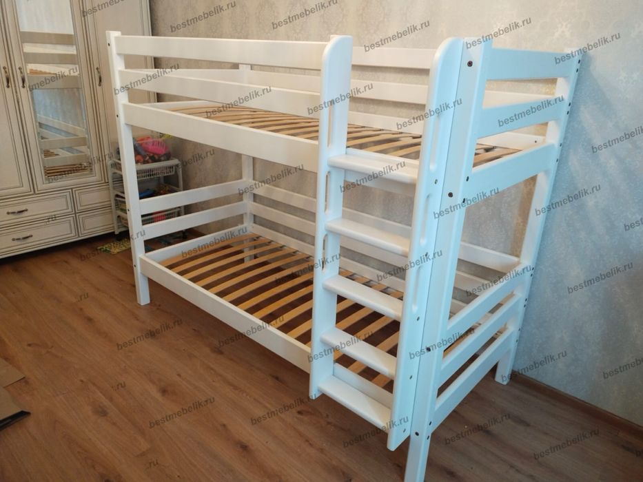 Продам двухъярусная кровать с ортопедическим матрасом