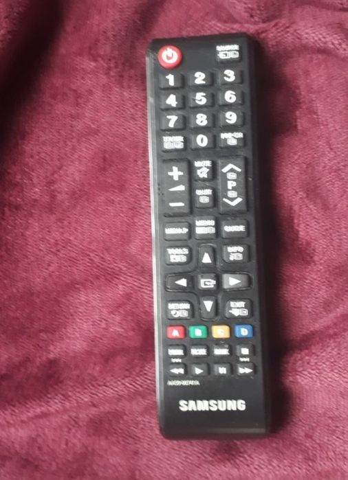 Телевизор 32 инча SAMSUNG