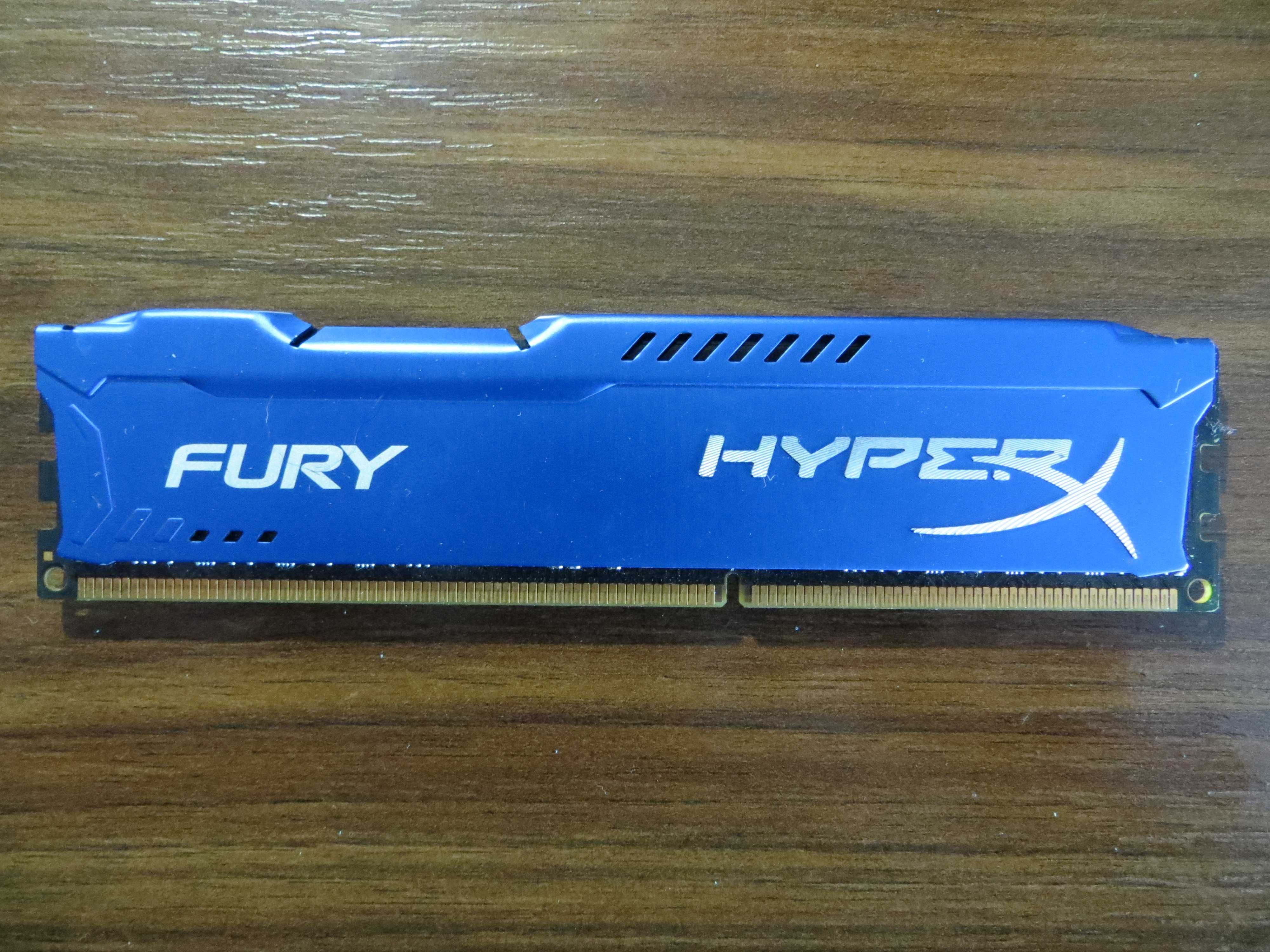 DDR3 Kingston HyperX 1866 MHz CL10 8 GB (1 x 8 GB)