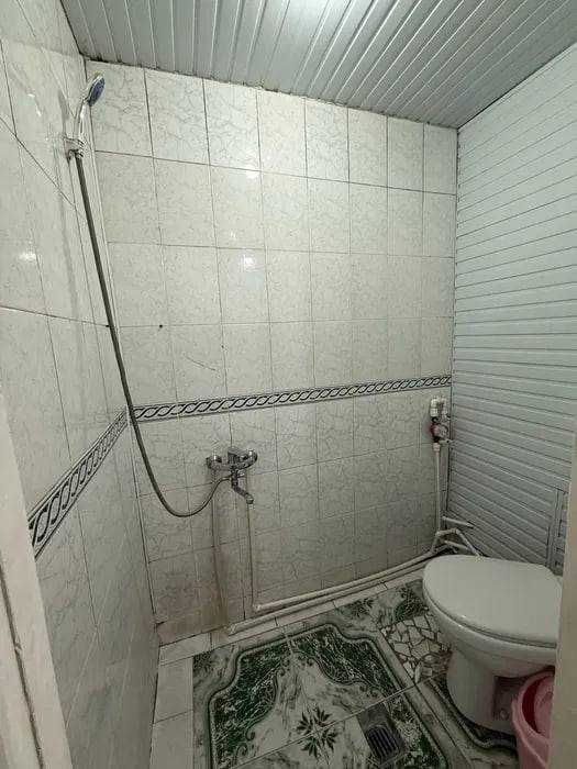 СРОЧНО !! Продаеться квартира в Яшнабаде 1/2/5 ( 30 кв/м ) Дубовая